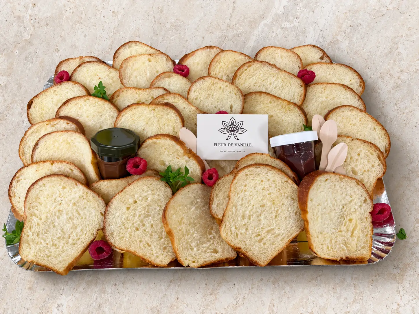 Plateaux de brioches & de confitures